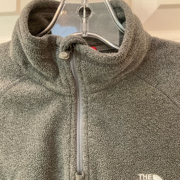 The North Face Pullover Quarter Sip Fleece Jacket, Grey, Women’s Size Small - Picture 3 of 15
